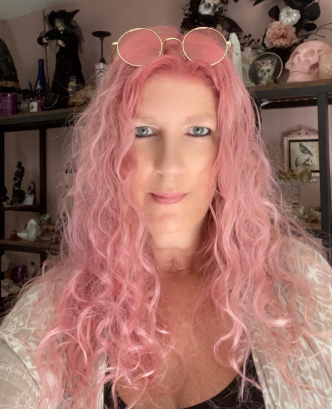 Tarot readings for private sessions, parties, showers, corporate events and special occasions in Las Vegas and surrounding communities.