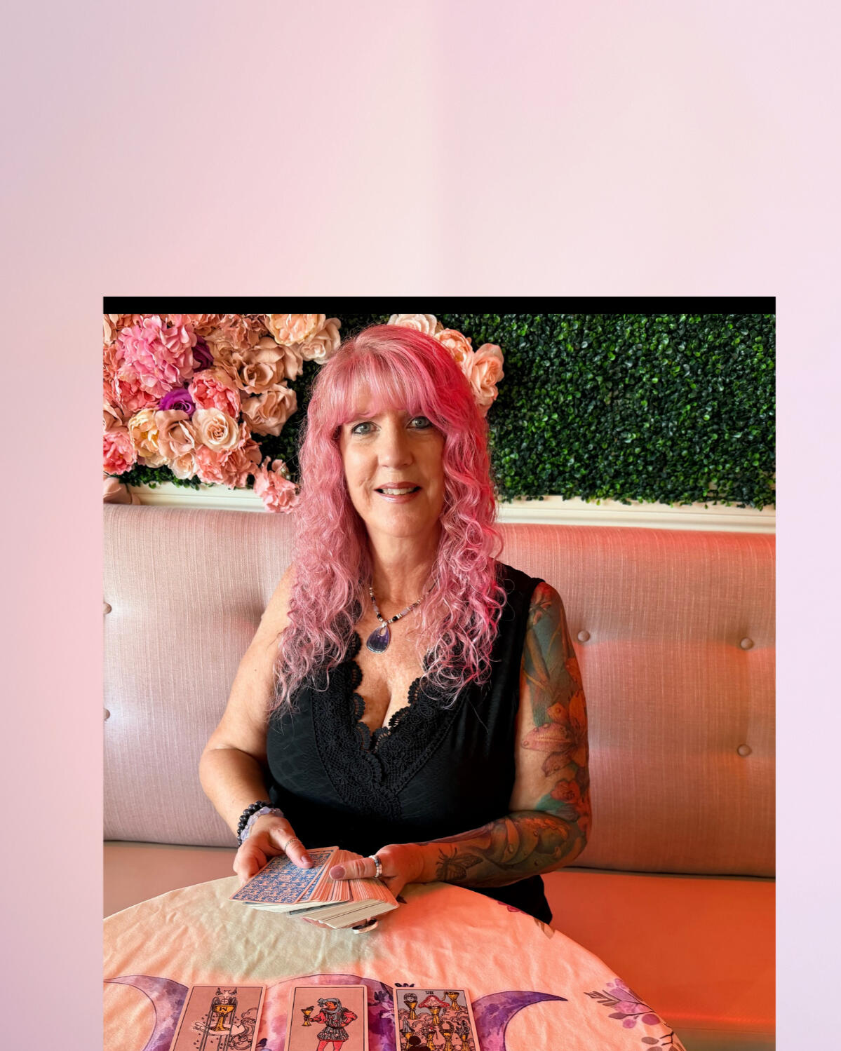 Awakened Energy Tarot readings for private sessions, parties, showers, corporate events and special occasions in Las Vegas and surrounding communities.